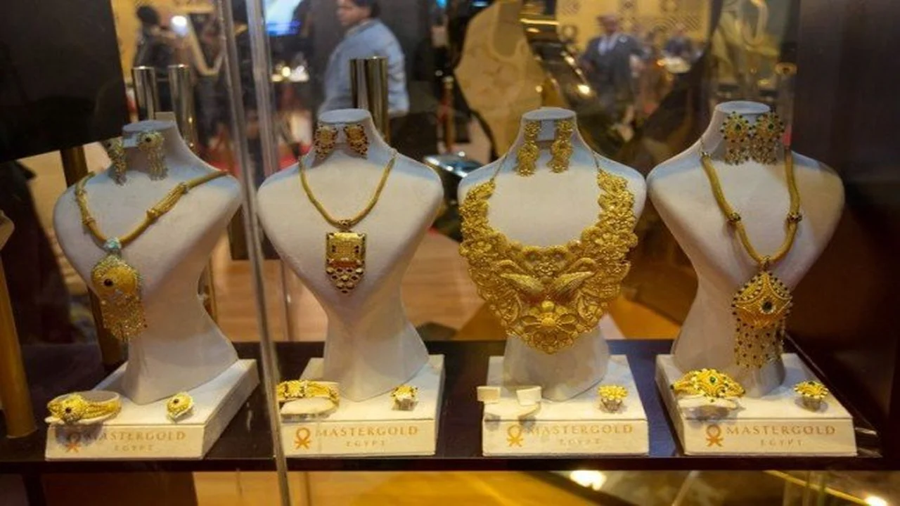 تحديث الذهب بالصاغة.. أسعار البيع والشراء في مصر خلال تعاملات يوم الأحد